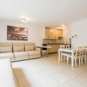 https://spacious-apartment-ground-floor-near-ostend-beach.bruges-hotels.info