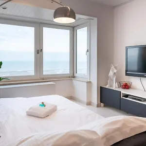  Appartement Frontaal Zeezicht Martinique
